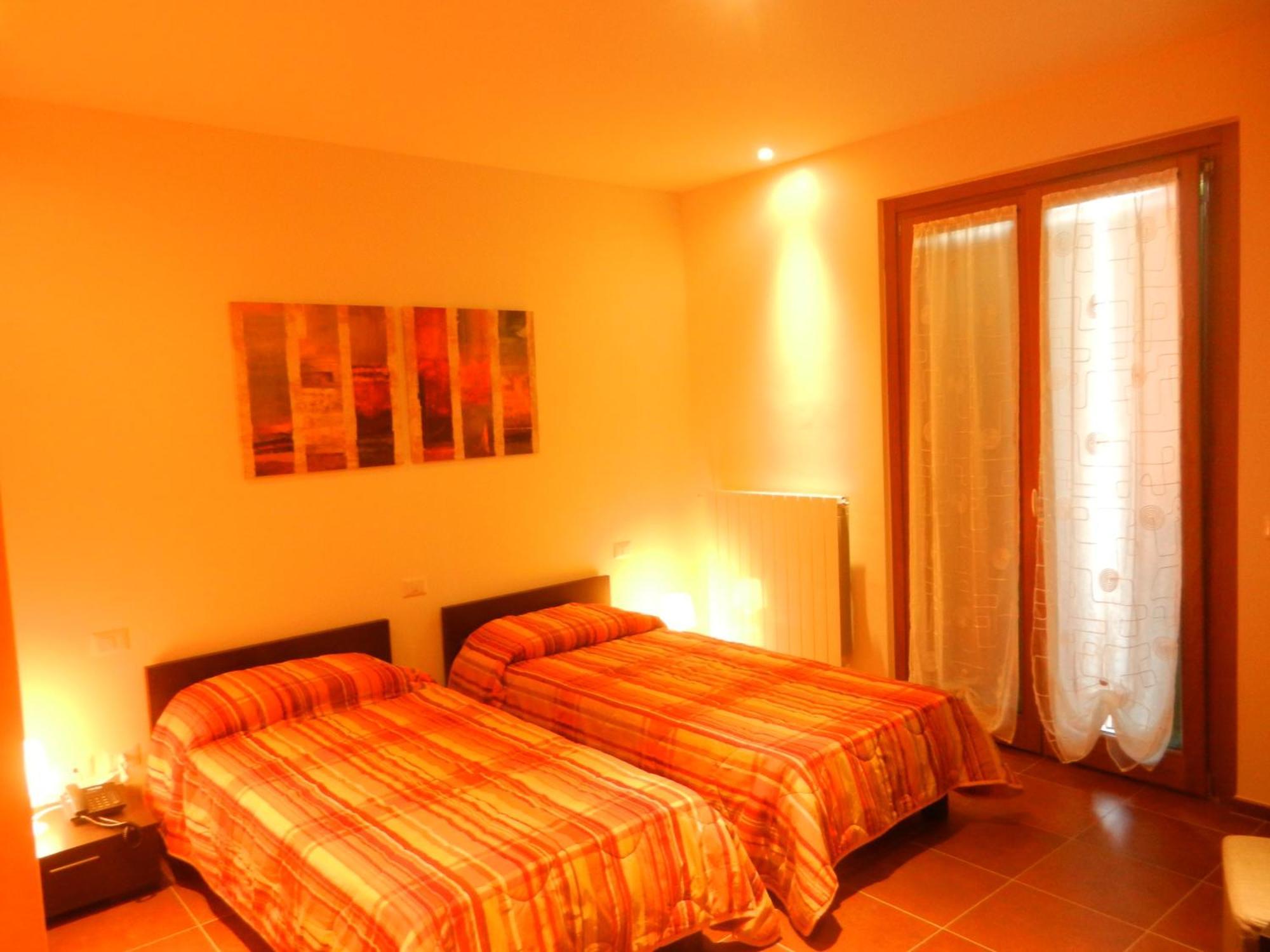 B&B Ad Hoc Costa di Mezzate Exterior photo