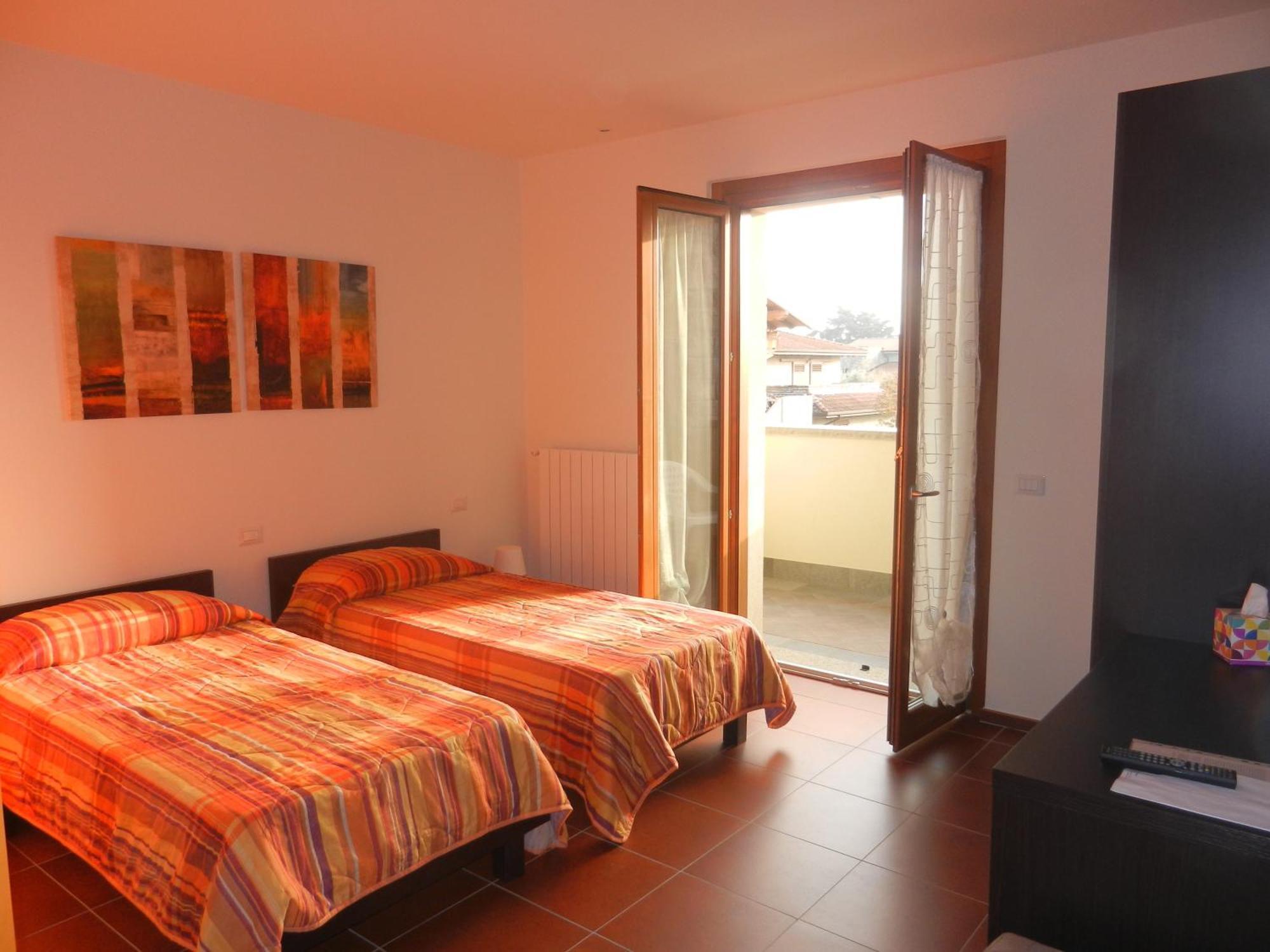 B&B Ad Hoc Costa di Mezzate Exterior photo